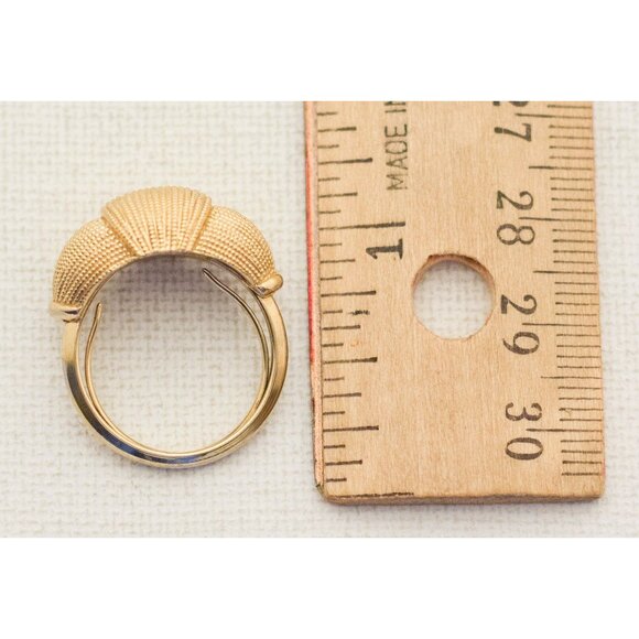 Size 7 Vintage Avon Ring, Filigree Ring, Gold Avon Ring, Vintage Avon Ring - Picture 3 of 3